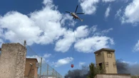 Rogo alla periferia della Maddalena, evacuazioni via mare