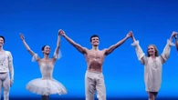 Roberto Bolle affascina Londra sul palco del Sadler's Wells