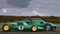 Lotus Emira Clark Edition celebra il 1965, l'anno perfetto