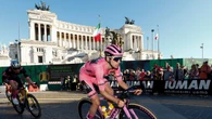 Il Giro 2025 chiude a Roma ed incorona Simon Yates