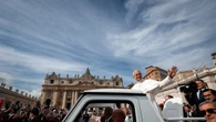 Domani il Papa al Quirinale, cerimoniale da visita di Stato