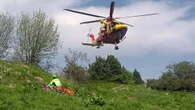 Tre piloti di parapendio precipitati, soccorsi sul Monte Grappa