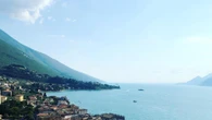 Ciclista muore precipitando da scogliera sul Garda