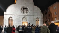 Duomo di Muggia gremito per veglia in ricordo piccolo Giovanni