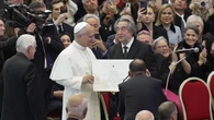 A Riccardo Muti il premio Ratzinger dalle mani di papa Leone
