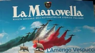 Il Vespucci e la storica berlina Rai a Napoli incrociano il Giro