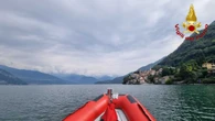 Salva i figli e scompare nel lago, ritrovato corpo dopo 5 giorni