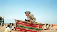 I fotografi Magnum e le spiagge in mostra a Villa Mussolini