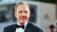 Spacey, grande emozione su tomba di Fellini, grato all'Italia'