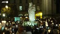 Parigi, la statua della Vergine con Bambino torna a Notre-Dame