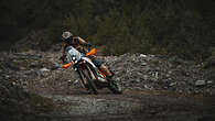 KTM punta sulle piccole 390 Adventure X e R