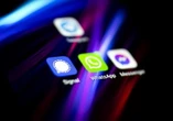 WhatsApp, crescono app alternative Telegram e Signal