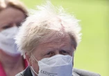 Johnson rinvia le riaperture in Gb,'serve un ultimo sforzo'contro il Covid-19