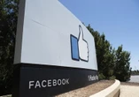 Facebook sfida Apple-Google su contributi chiesti ai creator