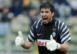 Buffon: 'Emozionato, passati 20 anni ma sembra ieri'