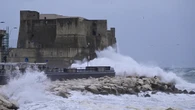 Vento forte, cancellate a Napoli corse via mare per le isole