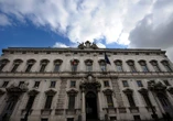 Confermati i sussidi ai mafiosi che scontano la pena fuori