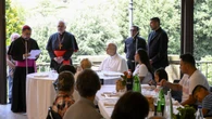 Il Papa a pranzo con 200 poveri l'11 luglio a Castel Gandolfo