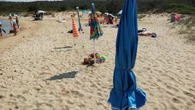 Turista tedesca muore per un malore in spiaggia a Golfo Aranci