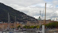 Turismo, Como dichiara fuorilegge i 'buttadentro'