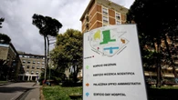 Incendio al Pascale: 12 i vetrini sospetti. Verifiche e contatti con i pazienti