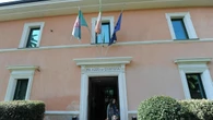 Soldi per trattare pratiche di immigrazione, 5 arresti a Imperia