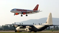 Riparato un avvallamento, riapre pista all'aeroporto di Pisa