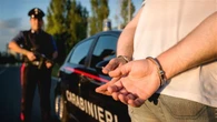 Bimbi abusati in classe nel Milanese, arrestato un maestro