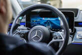 Mercedes-Benz aggiorna Drive Pilot a 95 km/h