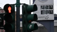 Sulle autostrade benzina a 2,020 e il gasolio vola a 2,155 euro