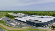 Inaugurato l'Hethel Performance Hub che apre a partner la fabbrica Lotus