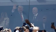 Mondiali: fischi per Trump e Infantino all'ingresso in campo