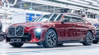 La nuova Bmw Serie 7 debutta a Dingolfing con le tecnologie della Neue Klasse