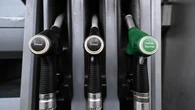 Urso, non prorogato taglio accise perché prezzi dei carburanti sono in calo