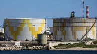 Il petrolio è in leggero rialzo ma in Usa resta sotto i 70 dollari