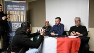 Casapound presenta le firme per la remigrazione e 'chiama' Vannacci