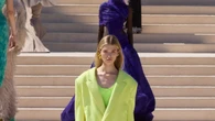 La couture di Piccioli per Balenciaga tra volumi colore