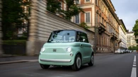 La Topolino Fiat sbarca in Vaticano, 'insieme per la mobilità sostenibile'