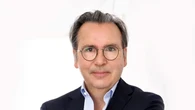 Arnaud Belloni lascia ruoli global chief marketing e chief branding officer Renault