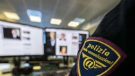 Propaganda suprematista e antisemita, tre ventenni indagati