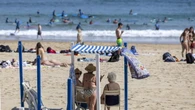 Malore in spiaggia sotto il solleone, muore una anziana ad Agropoli
