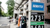 A Milano la benzina vola oltre 2,6 euro