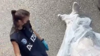 Nuovo video, chiazza di sangue sotto la testa di Fakir morto