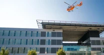 Muore a 15 anni dopo un malore mentre era in piscina