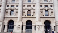 Borsa: a Milano rally Stm e Campari, male le banche con Mps