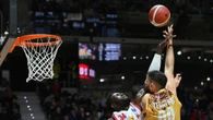 Venezia si rialza, travolge Milano e annulla il primo match point