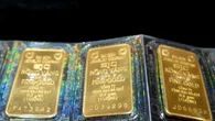 Prezzo dell'oro in calo, Spot a 3.377,26 dollari l'oncia