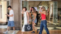 Confcommercio, spese in aumento ma famiglie restano prudenti