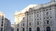 Borsa: Milano apre poco mossa (+0,05%)