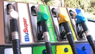 Benzina a 1,931 euro al litro, gasolio a 2,015 euro al litro